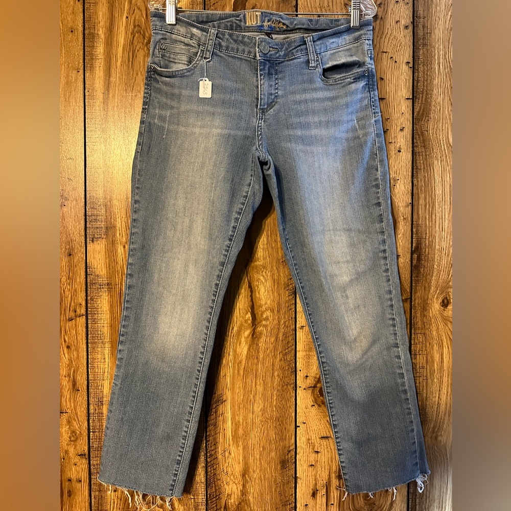 GUC Kut from the Kloth denim jeans. Size 8 women’s.